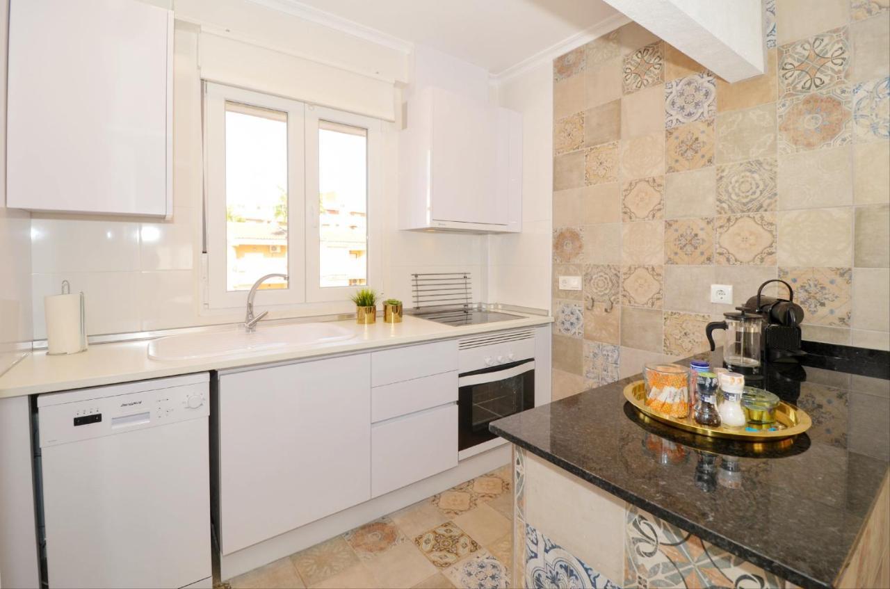 Punta Prima Pleasure With Private Parking In A Gated Community Close To The Beach Torrevieja Exterior foto